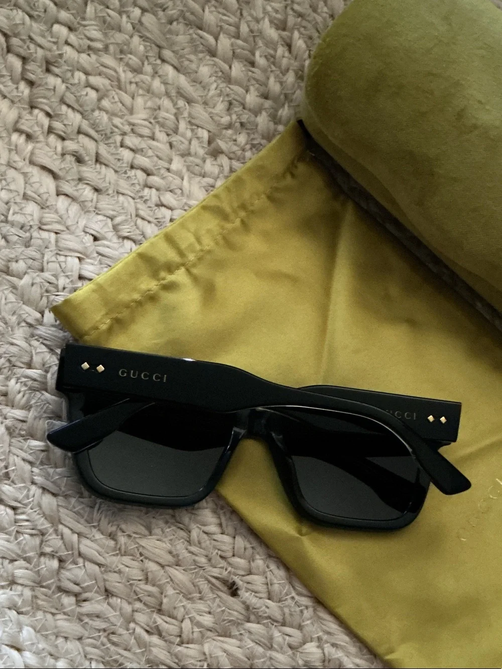 Gucci Black Square Oversized Sunglasses
